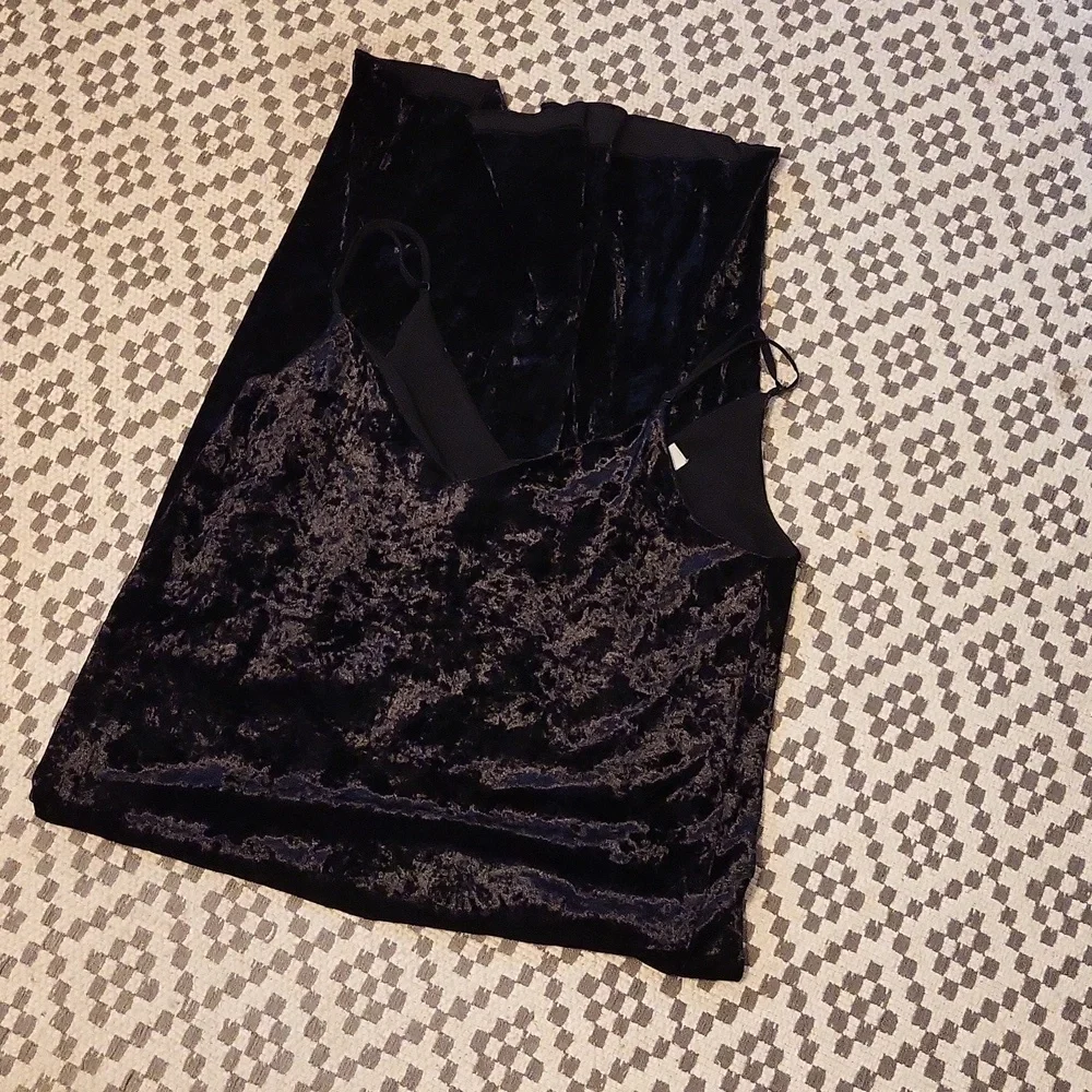 NSR Velvet Midi Slipdress - Picture 7 of 11